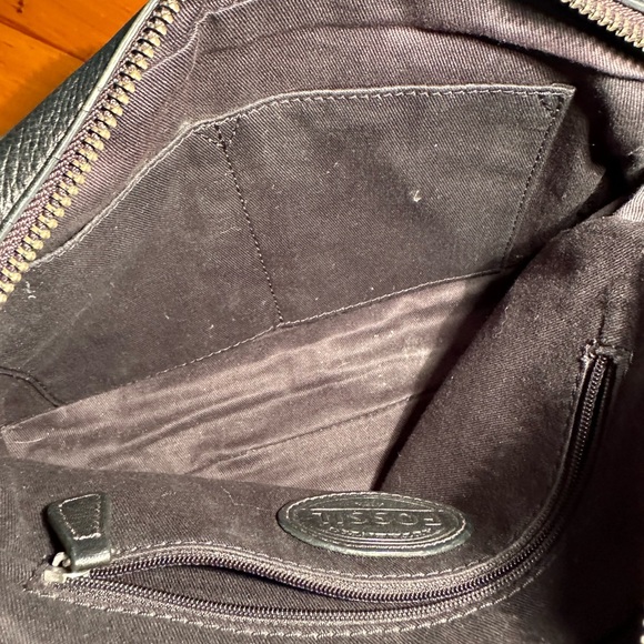 Fossil Leather Riley Top Zip Crossbody - Black - Picture 10 of 16